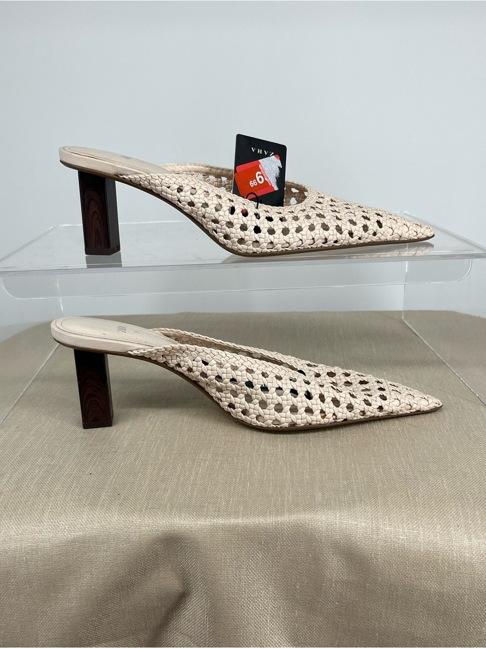 Zara Woven Pointed-Toe Slip-On Mules in Beige - Picture 3 of 8
